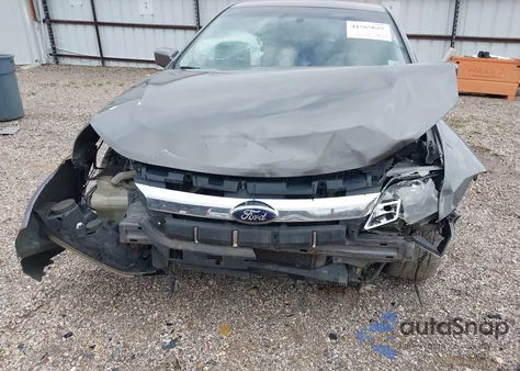 2012 Ford Fusion Se z USA, uszkodzony, nr VIN 3FAHP0HA5CR321439